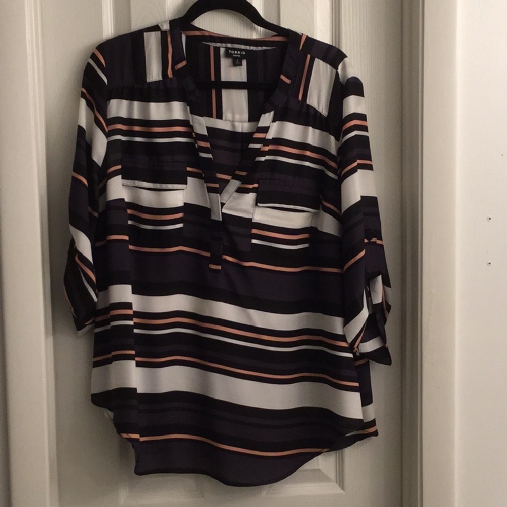 Torrid Harper blouse size 2